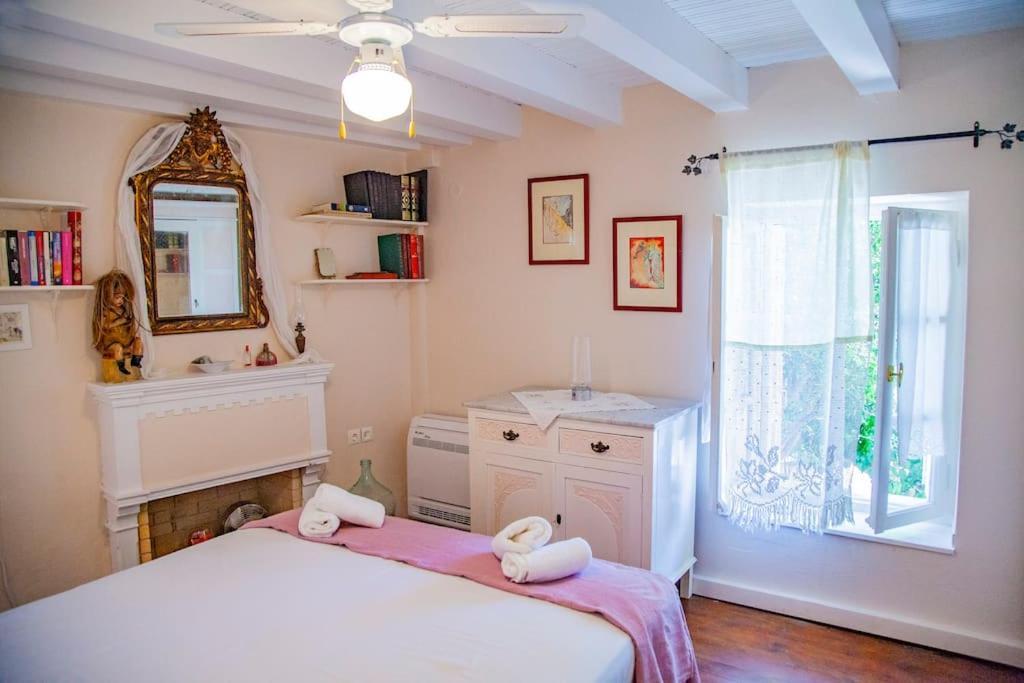 The Magnolia Villa Skopelos Buitenkant foto